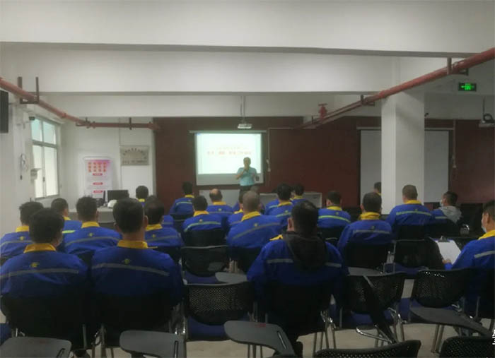 1733293639130222.jpg 廣東中亞鋁業(yè)消防訓(xùn)練-2.jpg