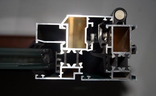 英輝鋁業(yè)幾線品牌 鋁合金排名有哪些